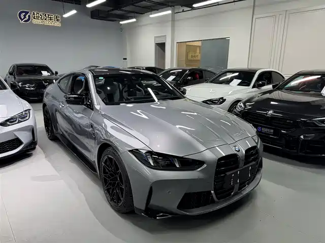 BMW M4 2024 BMW M4 Coupe M xDrive Competition — фото 3
