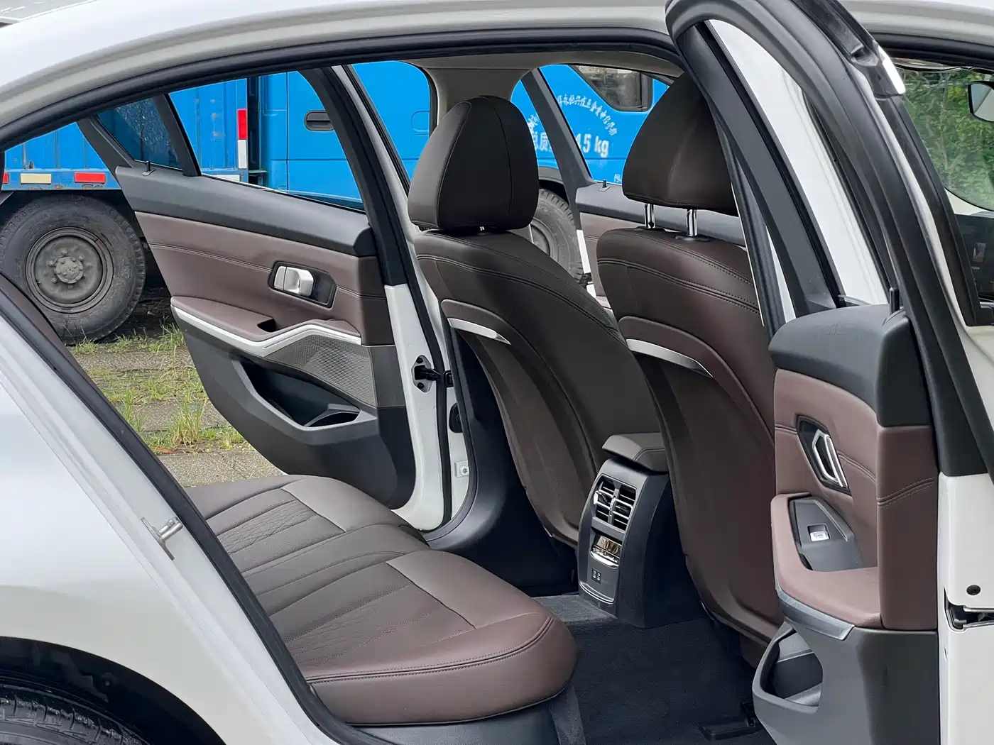BMW i3 2022 2022 eDrive 35 L