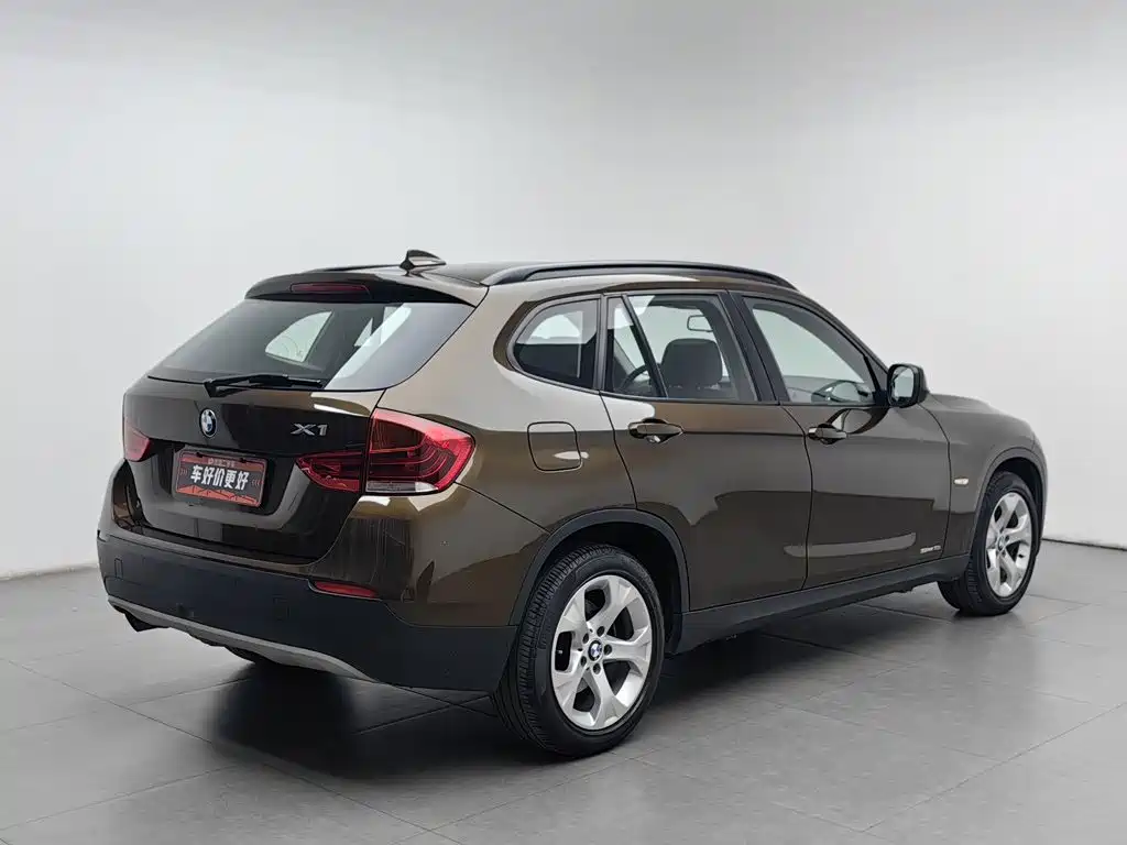 BMW X1 (Import) 2012 2010 sDrive18i Luxury Model