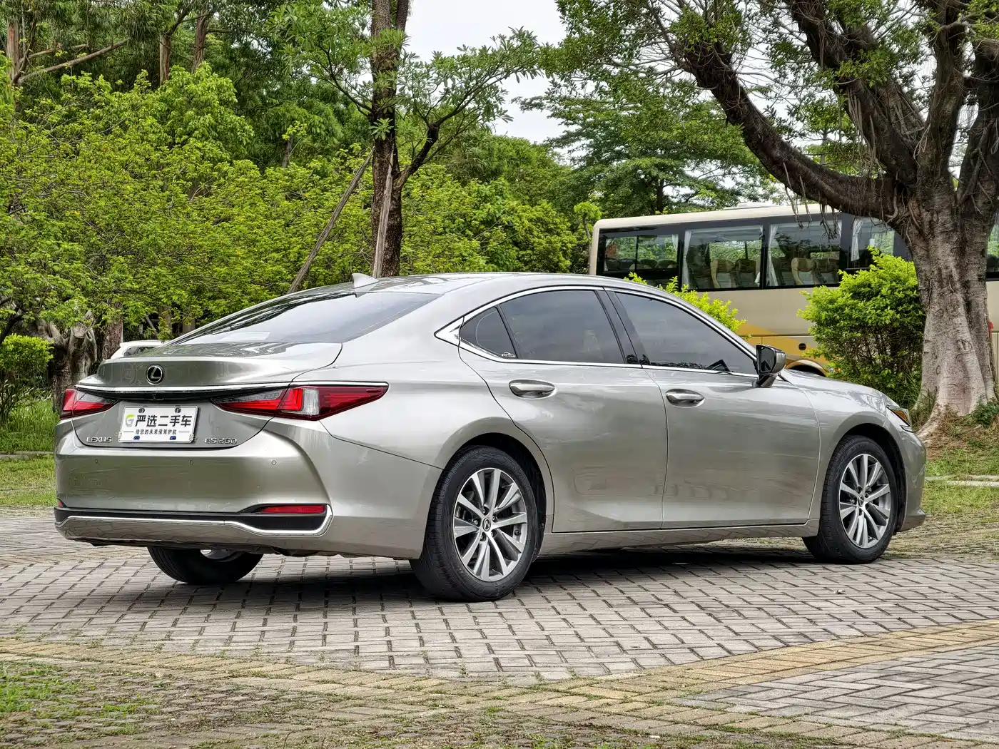 Lexus ES 2018 200 Excellence Edition China V фото 8