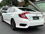 صورة 9 - Honda Civic