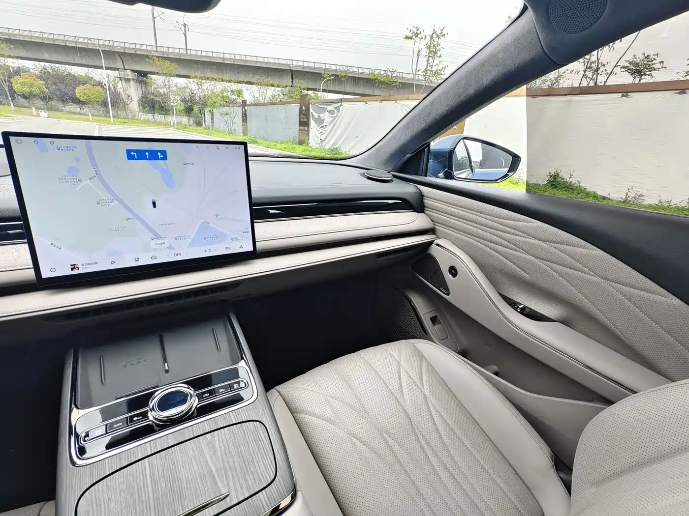 GEELY GALAXY GALAXY SPARKLE 8