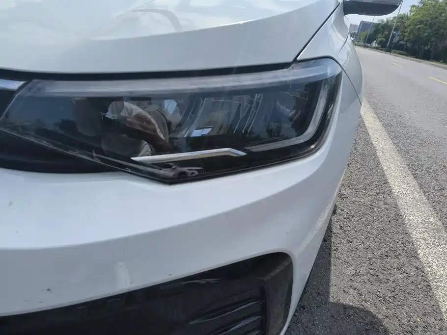 Photo 5 - Volkswagen Lavida