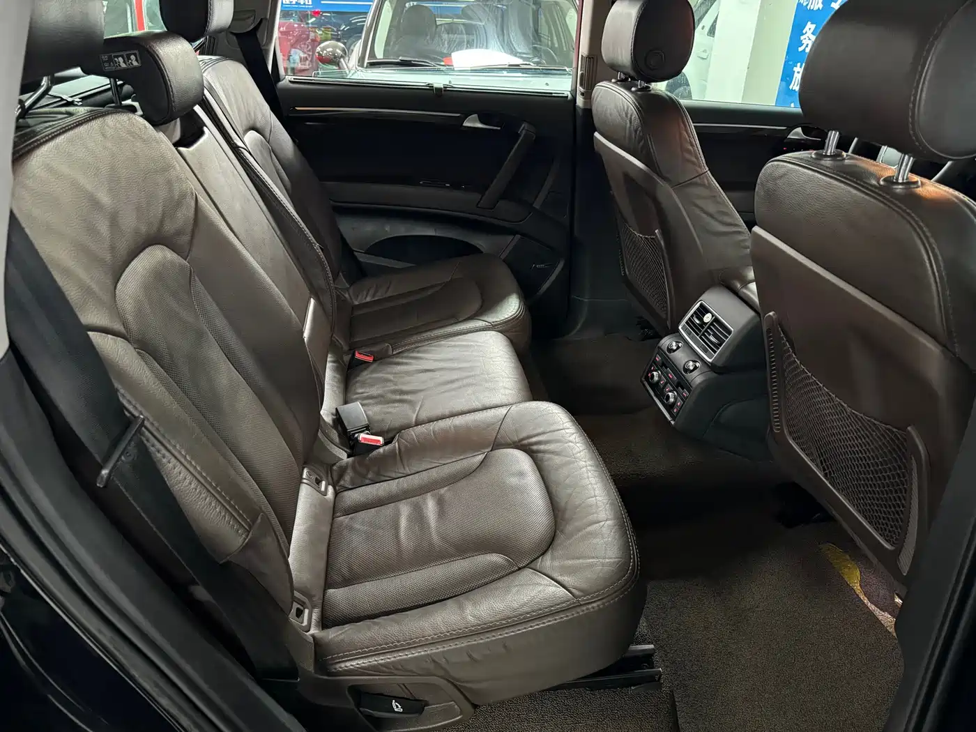 Фото 9 - Audi Q7