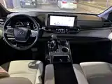 Photo 8 - Toyota Sienna