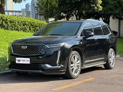 Cadillac XT6