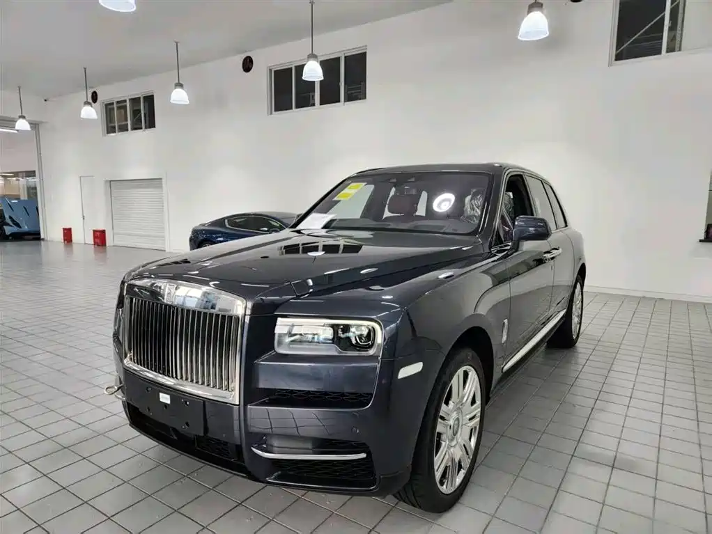 Rolls-Royce Cullinan 2024 4-Seater