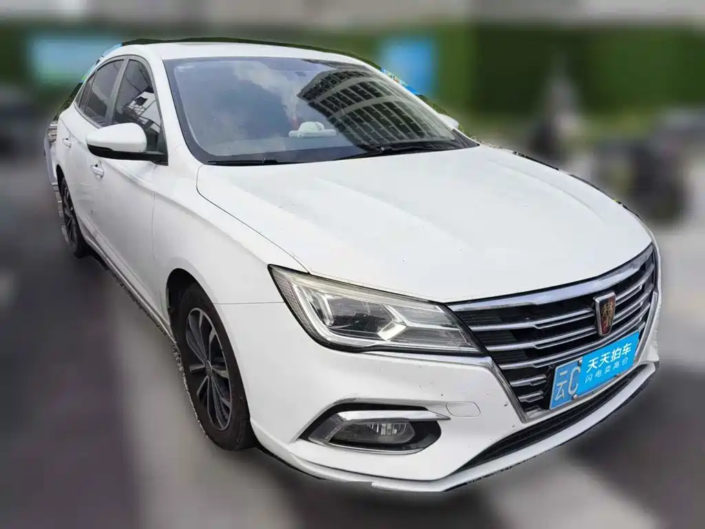 Фото 3 - Roewe i5