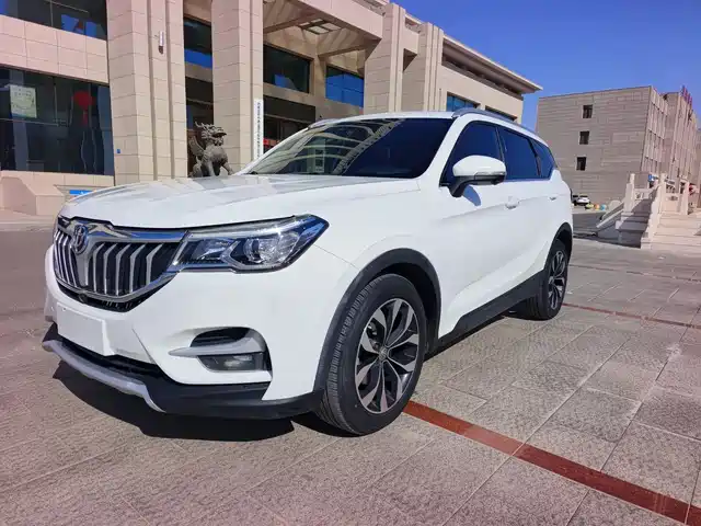 BRILLIANCE V6
