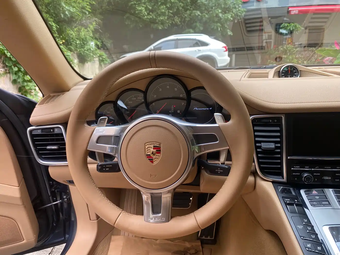 Porsche Panamera 2010 Panamera 4 3.6L фото 8