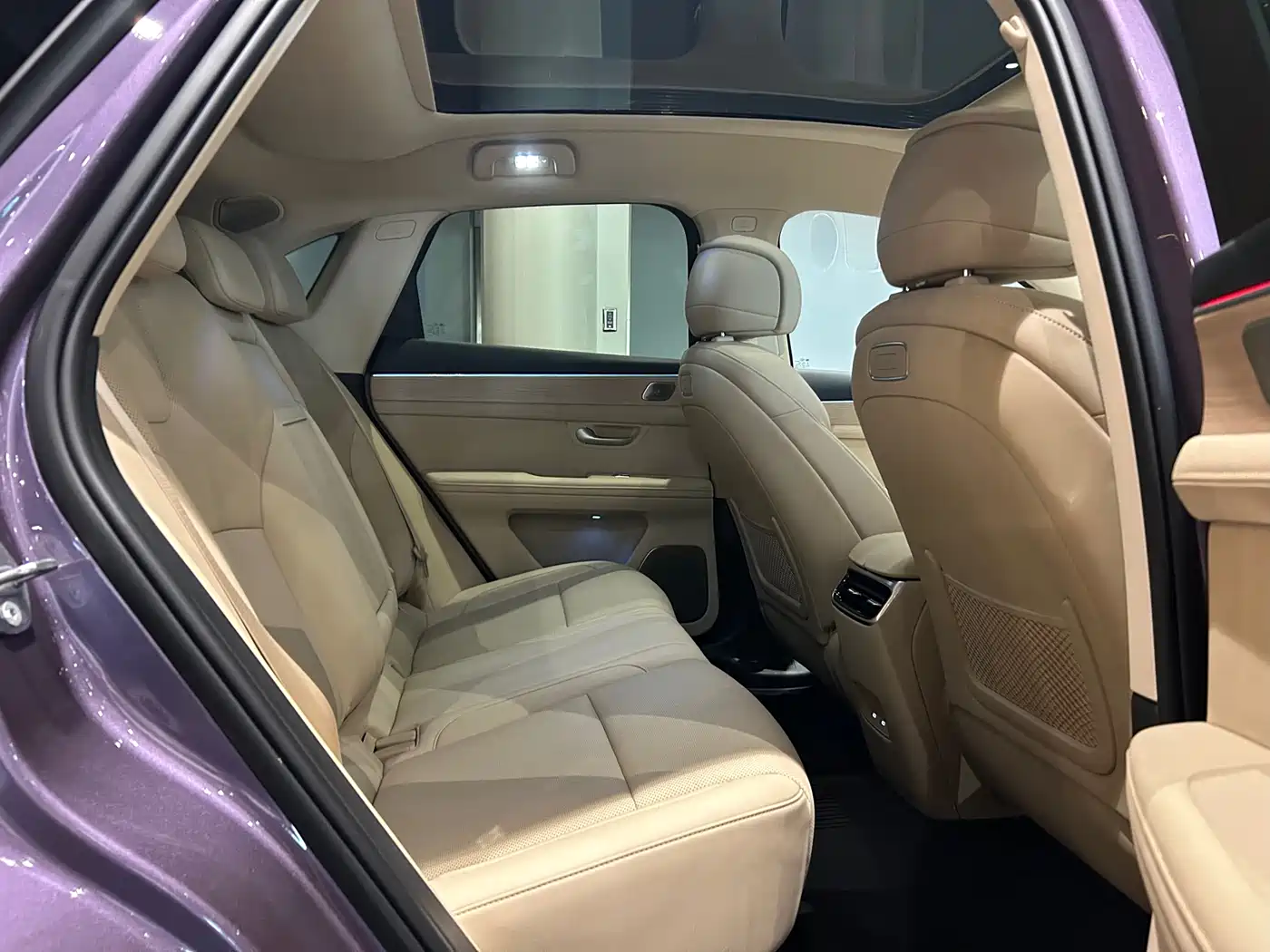 AITO Wenjie AITO M5 2025 Extended Range Ultra AWD фото 13