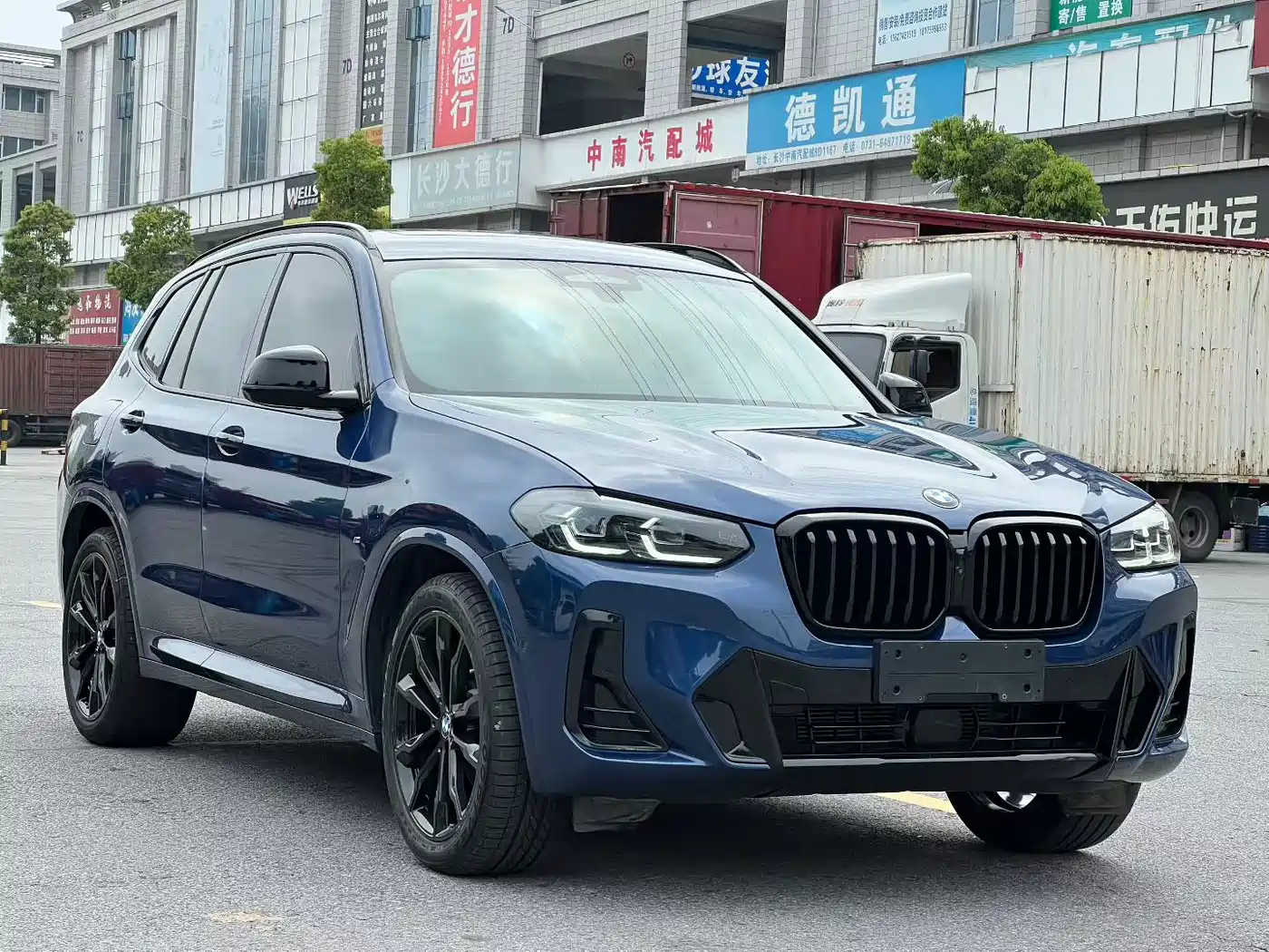 BMW X3 2022 xDrive30i Premium M Night Package фото 3