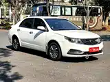Фото 3 - Geely Vision