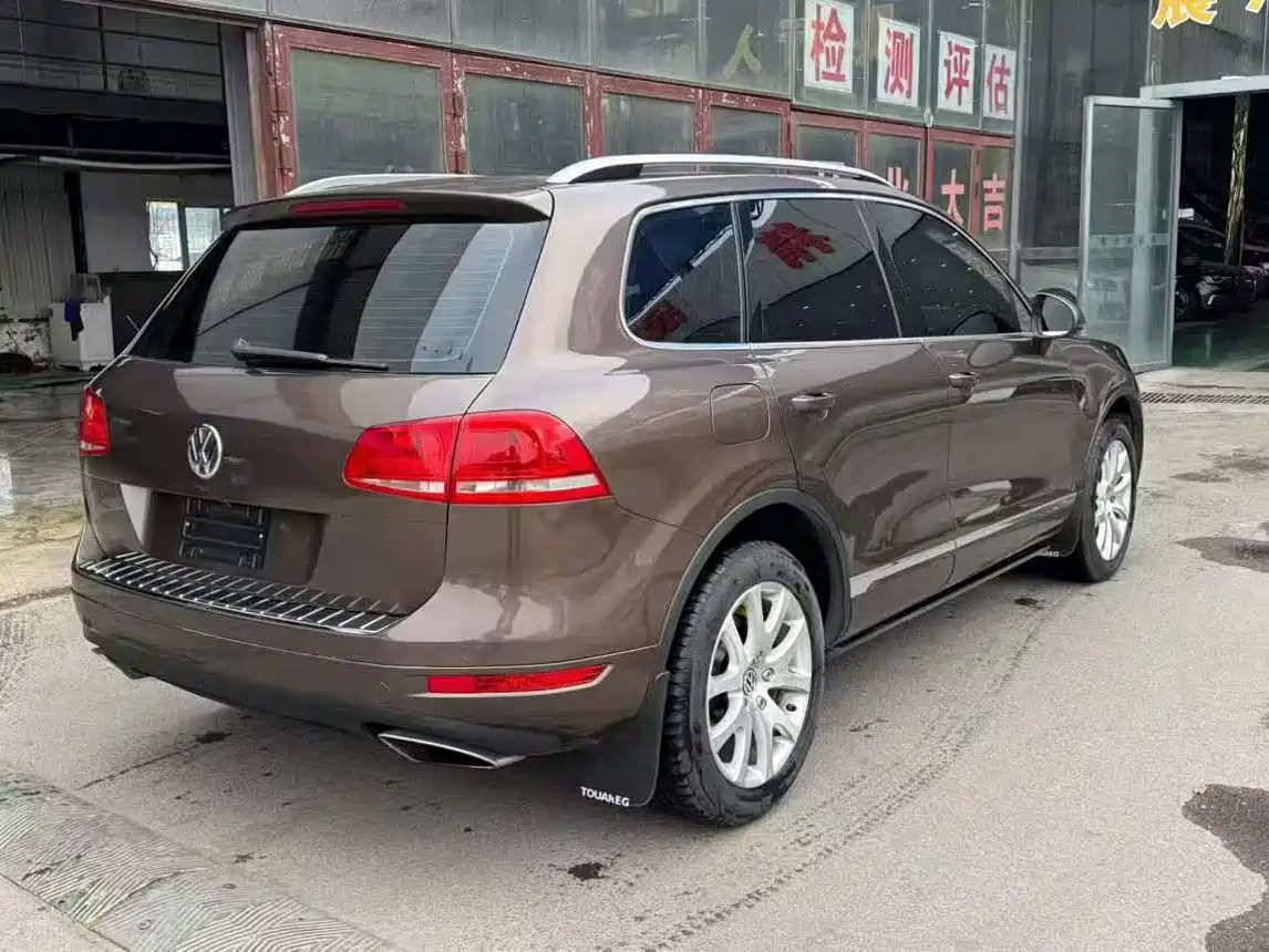 Volkswagen Touareg 2011 3.0TSI Standard фото 6
