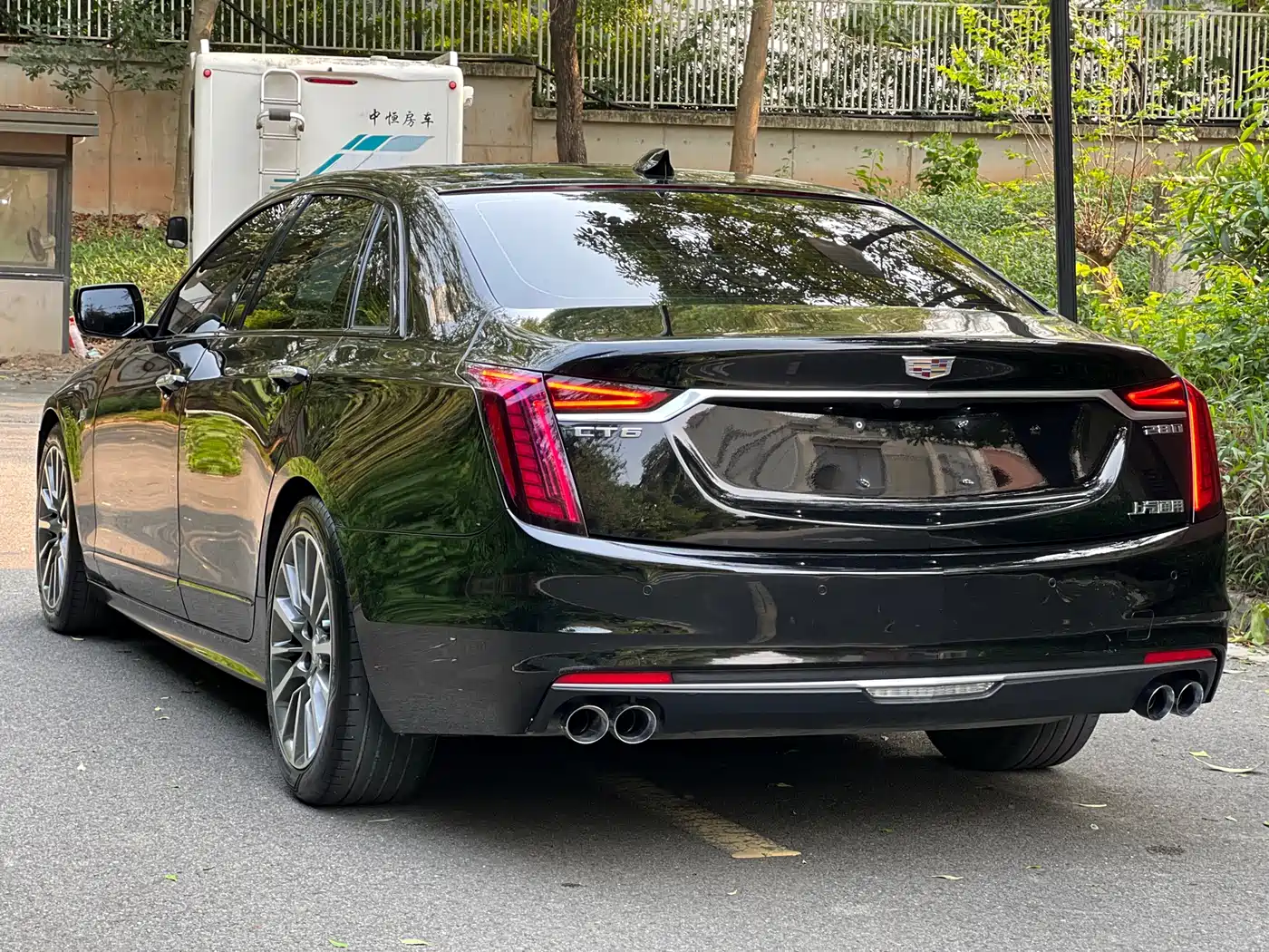 CADILLAC CT6