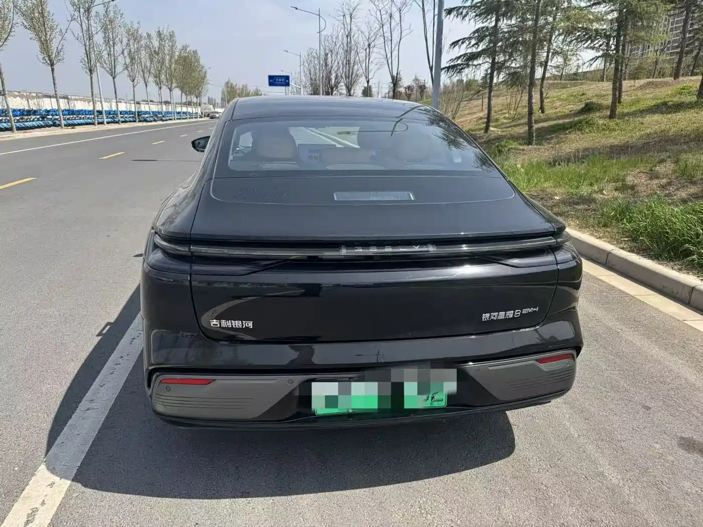 GEELY GALAXY GALAXY SPARKLE 8