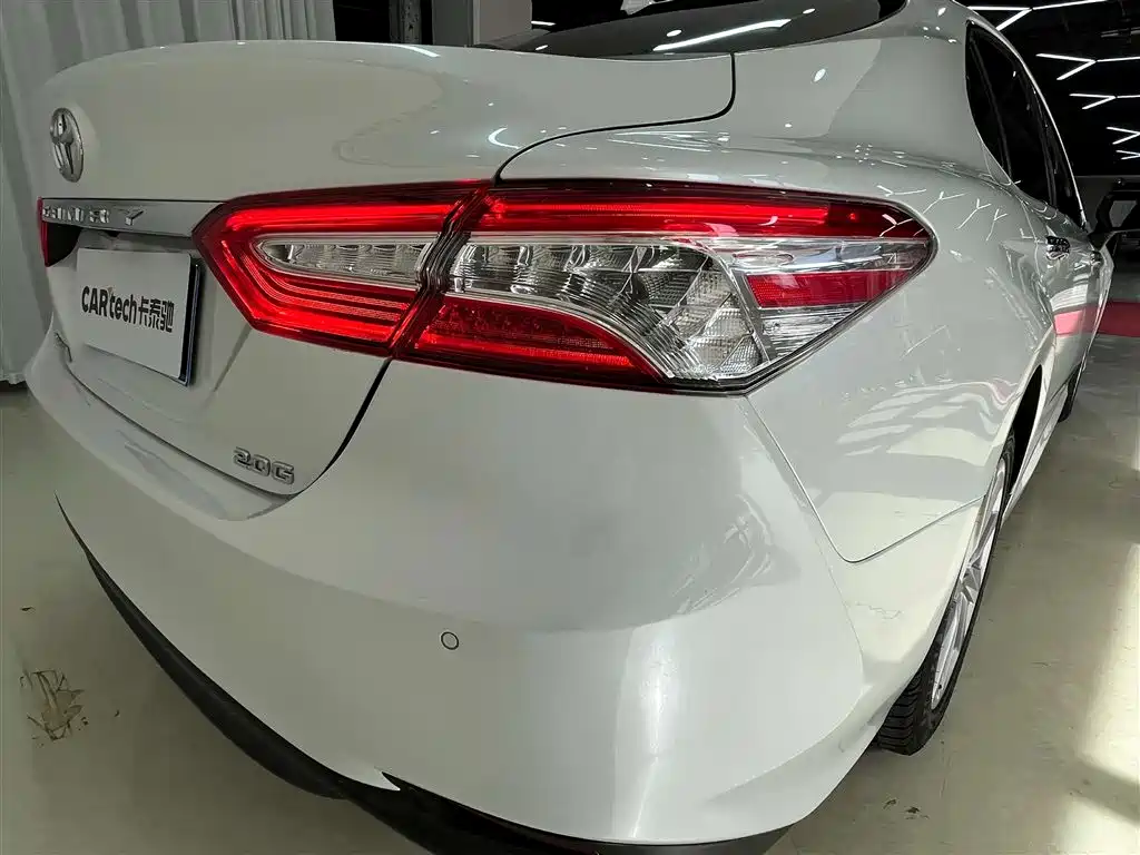 Toyota Camry 2021 2.0G Luxury Edition фото 9