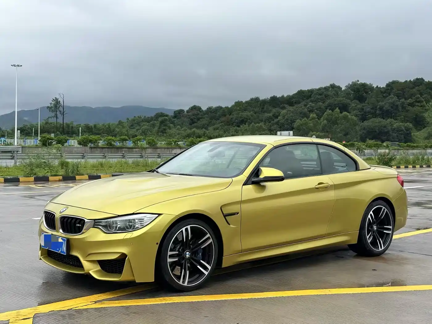 BMW M4 2016 2014 M4 Convertible Coupe