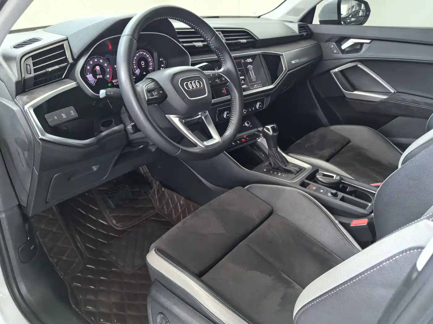 Audi Q3 2020 35 TFSI Progressive Dynamic фото 13