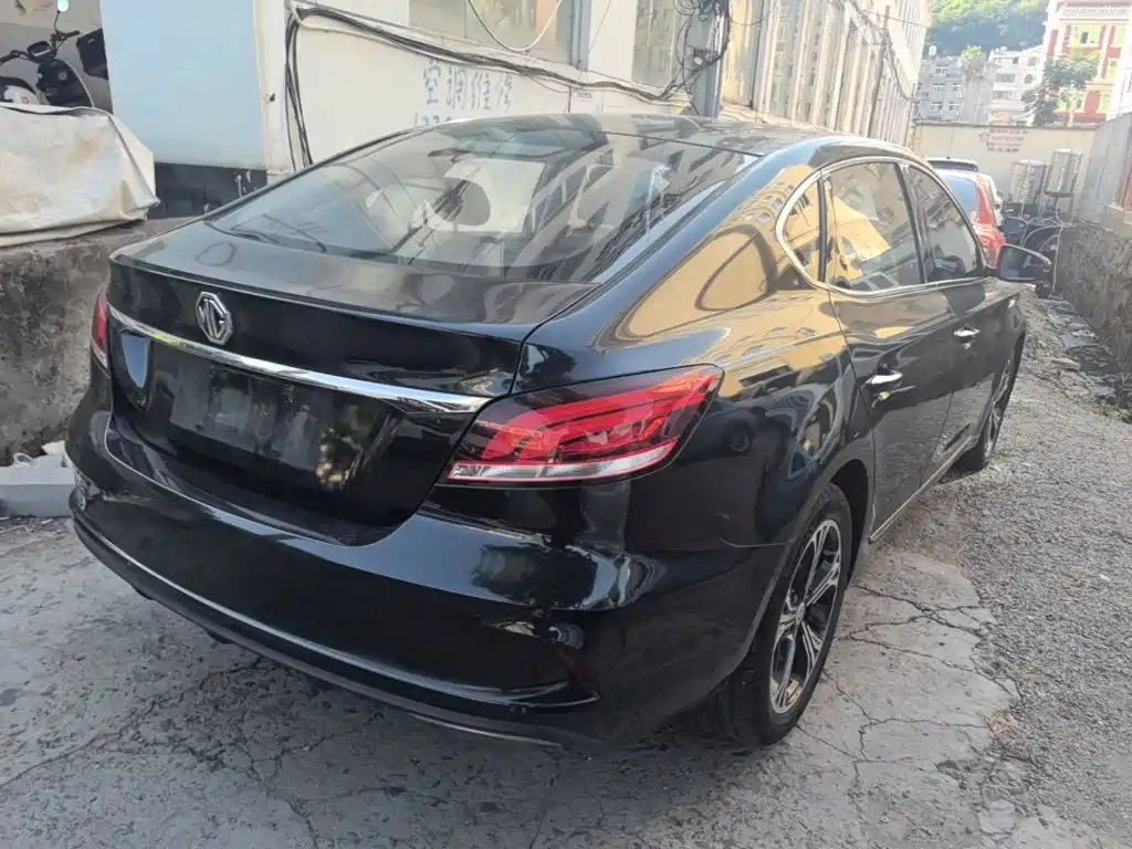 MG MG6 2018 2017 20T Automatic Luxury Smart Connect Version (China V)