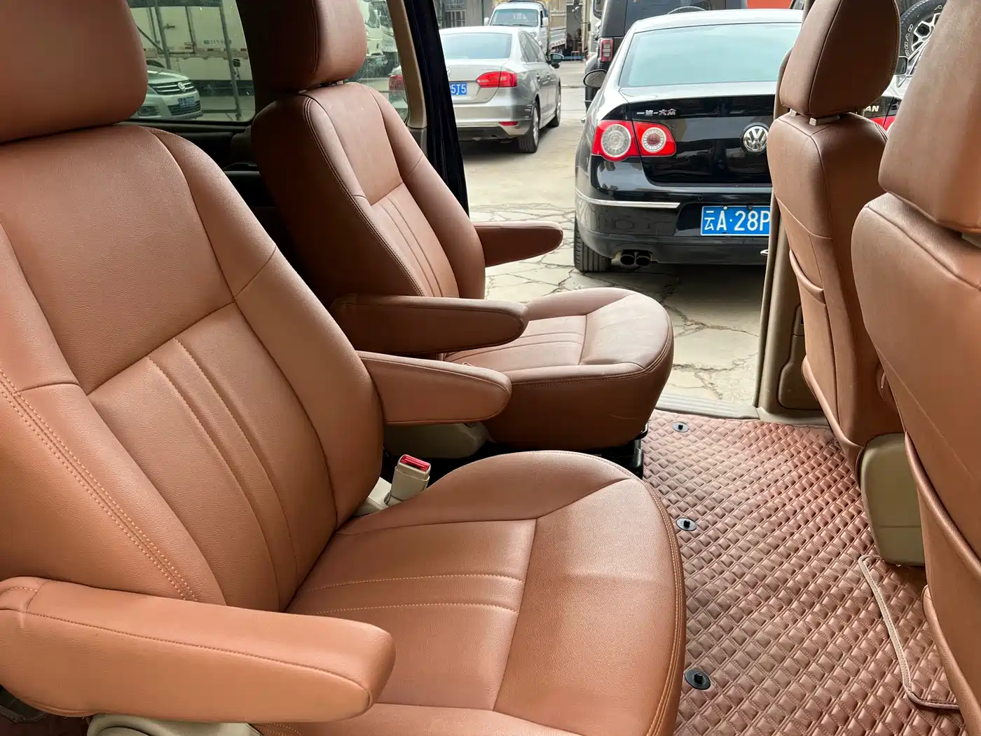 Buick GL8 2014 2.4L Classic Edition фото 5