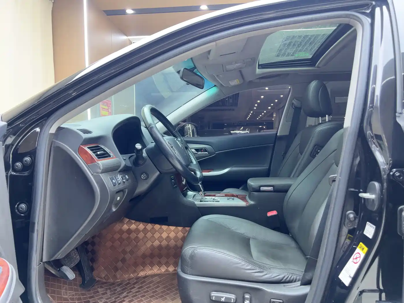 Toyota Crown 2012 2.5L Royal Saloon фото 7