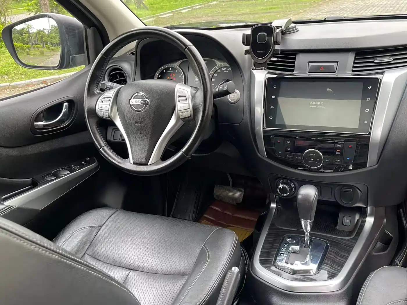 Nissan Terra 2020 2.5L XV 4WD Automatic Flagship Edition фото 18