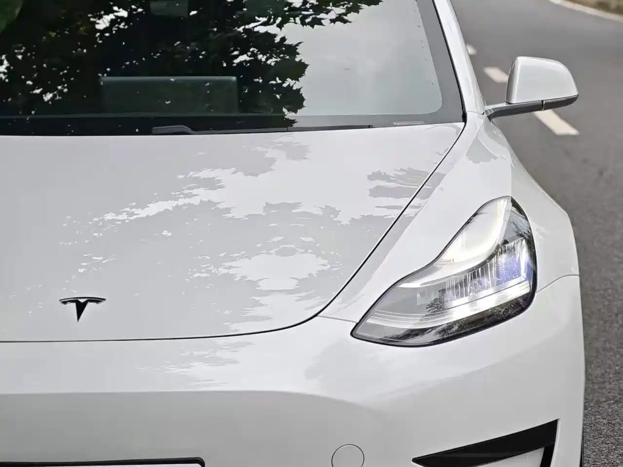 Фото 3 - Tesla Model 3
