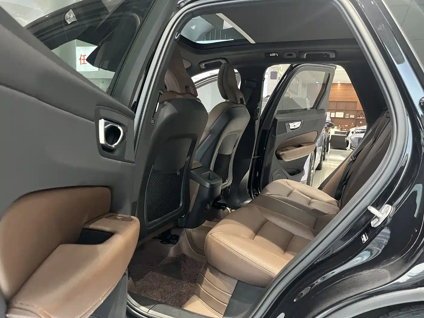 Volvo XC60 2025 2025 B5 AWD Smart Luxury Edition