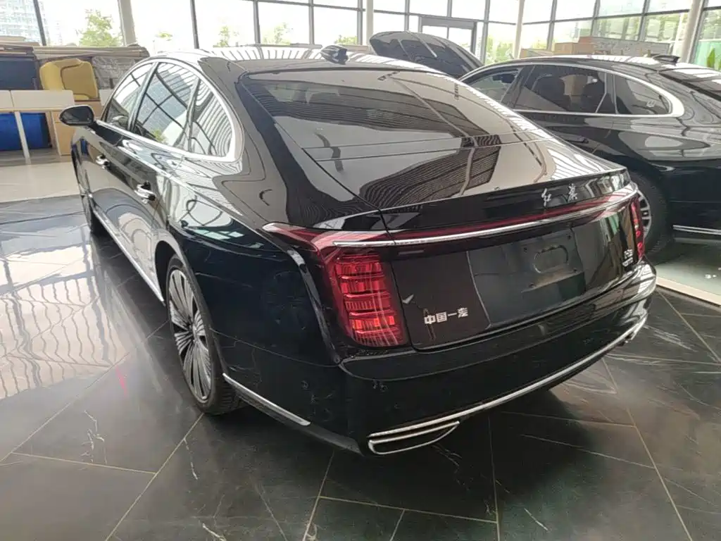 Hongqi H9 2025 2025 2.0T 2WD Qichang Luxury Business Edition 5-seater