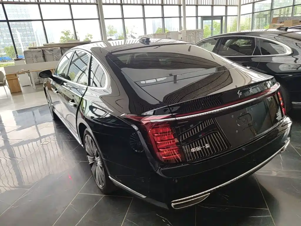 Hongqi H9 2025 2025 2.0T 2WD Qichang Luxury Business Edition 5-seater