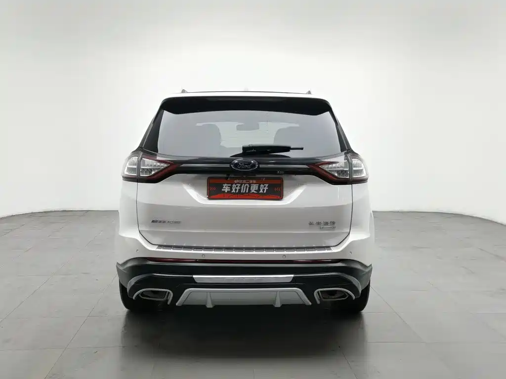 Фото 4 - Ford Edge