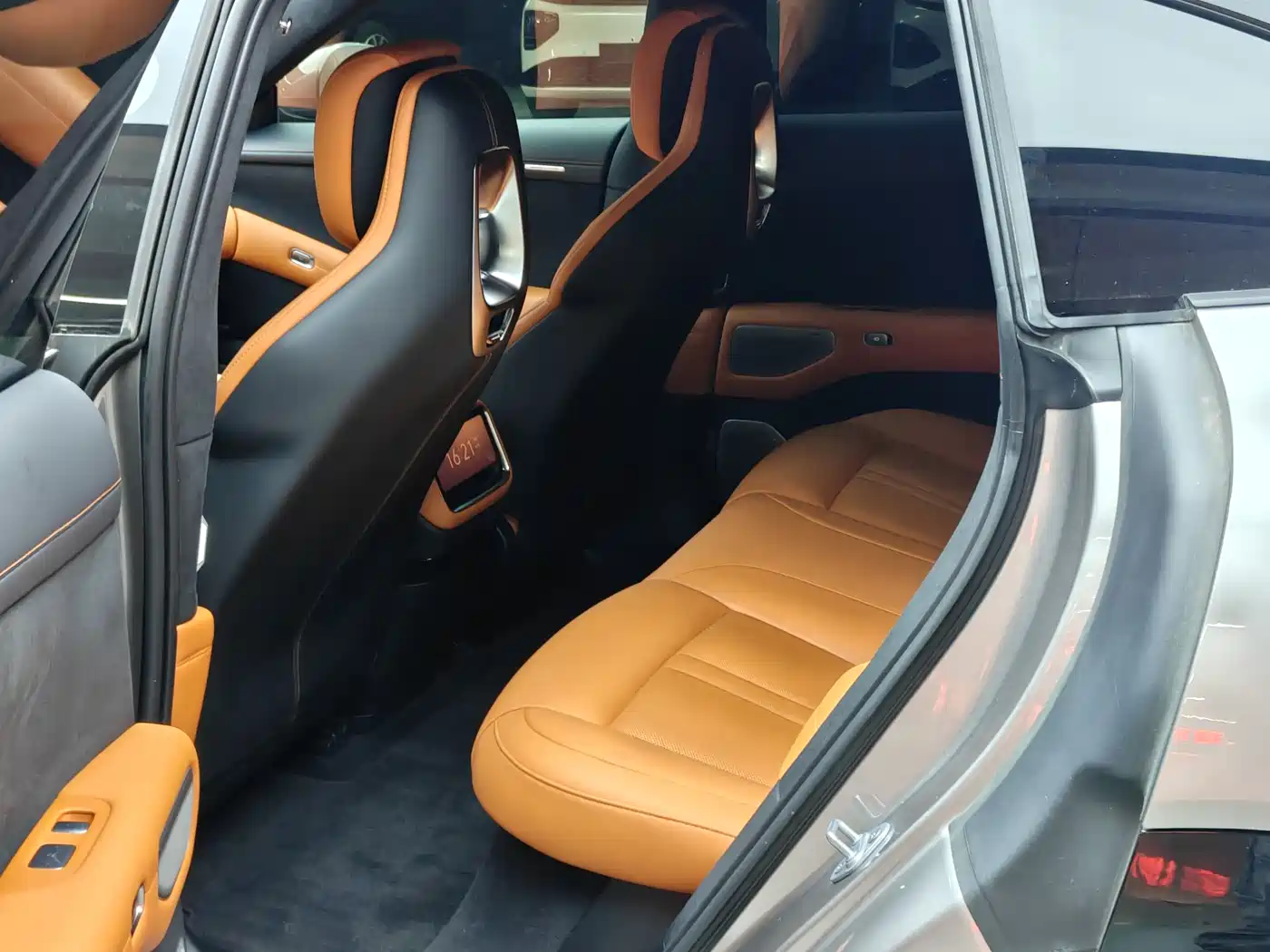 XIAOMI CAR XIAOMI YU7