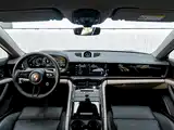 Photo 15 - Porsche Panamera