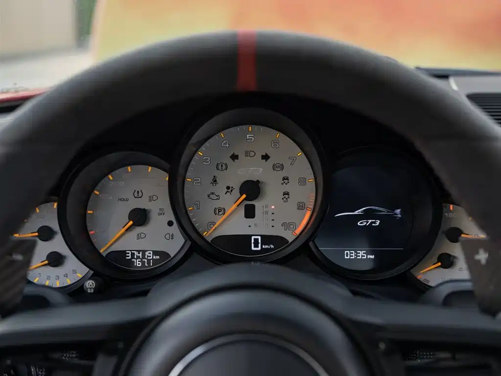 Porsche 911 2018 GT3 4.0L фото 13