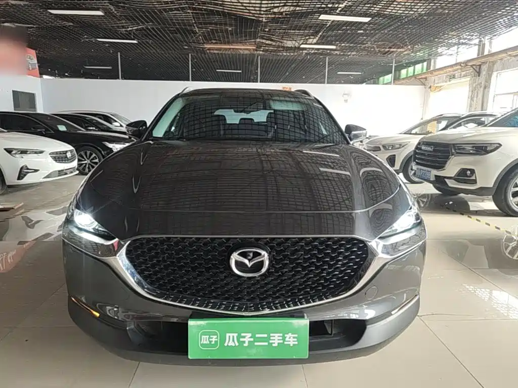 Photo 3 - Mazda CX-30