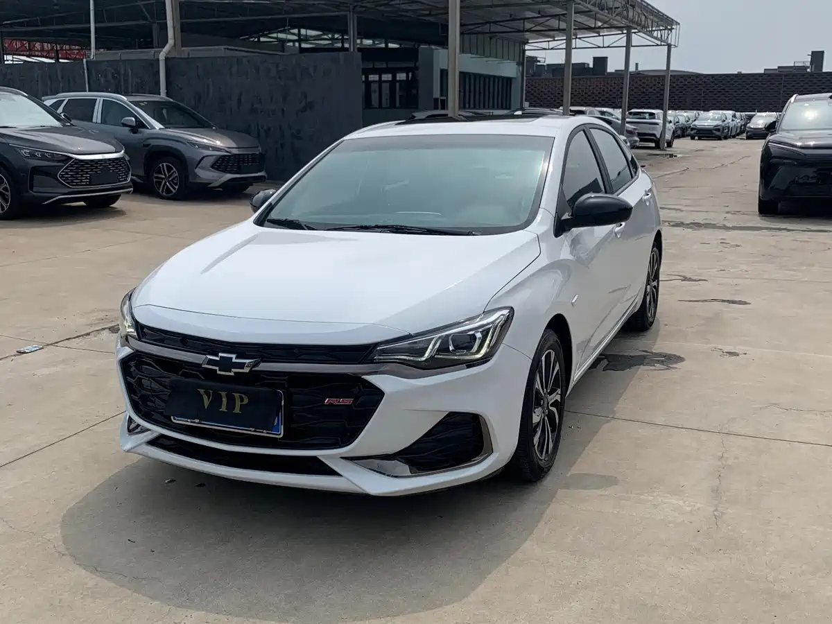 Chevrolet Monza 2019 RS 330T Auto Smooth Edition China VI