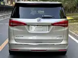 Фото 15 - Buick GL8