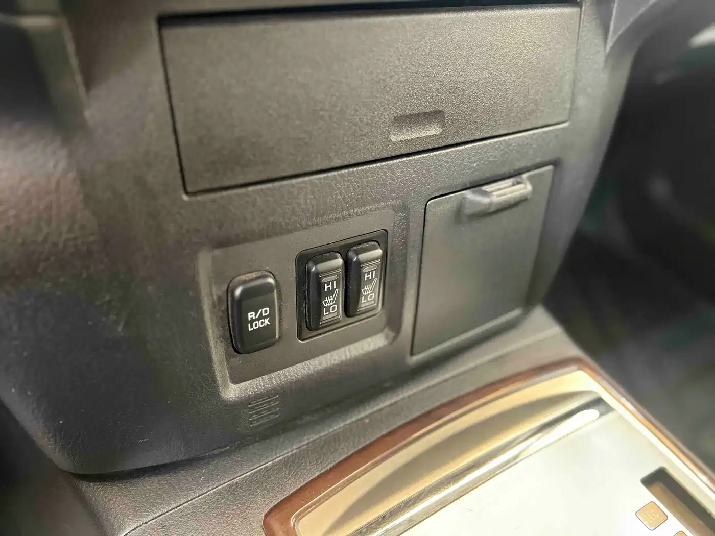 Mitsubishi Pajero (Import) 2016 3.0L Automatic Premium (China V) фото 33