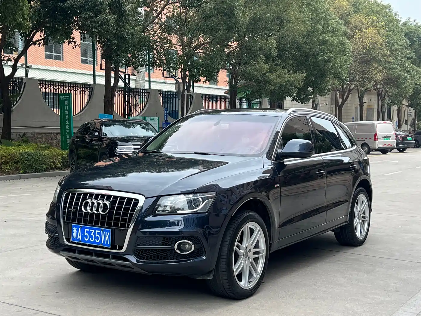 Audi Q5 (Import) 2012 2010 3.2FSI Sport