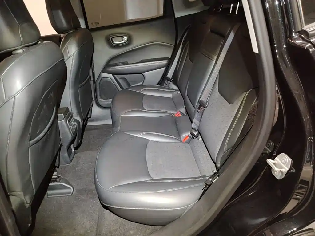 Jeep Compass 2021 2020 220T Automatic Leading Edition