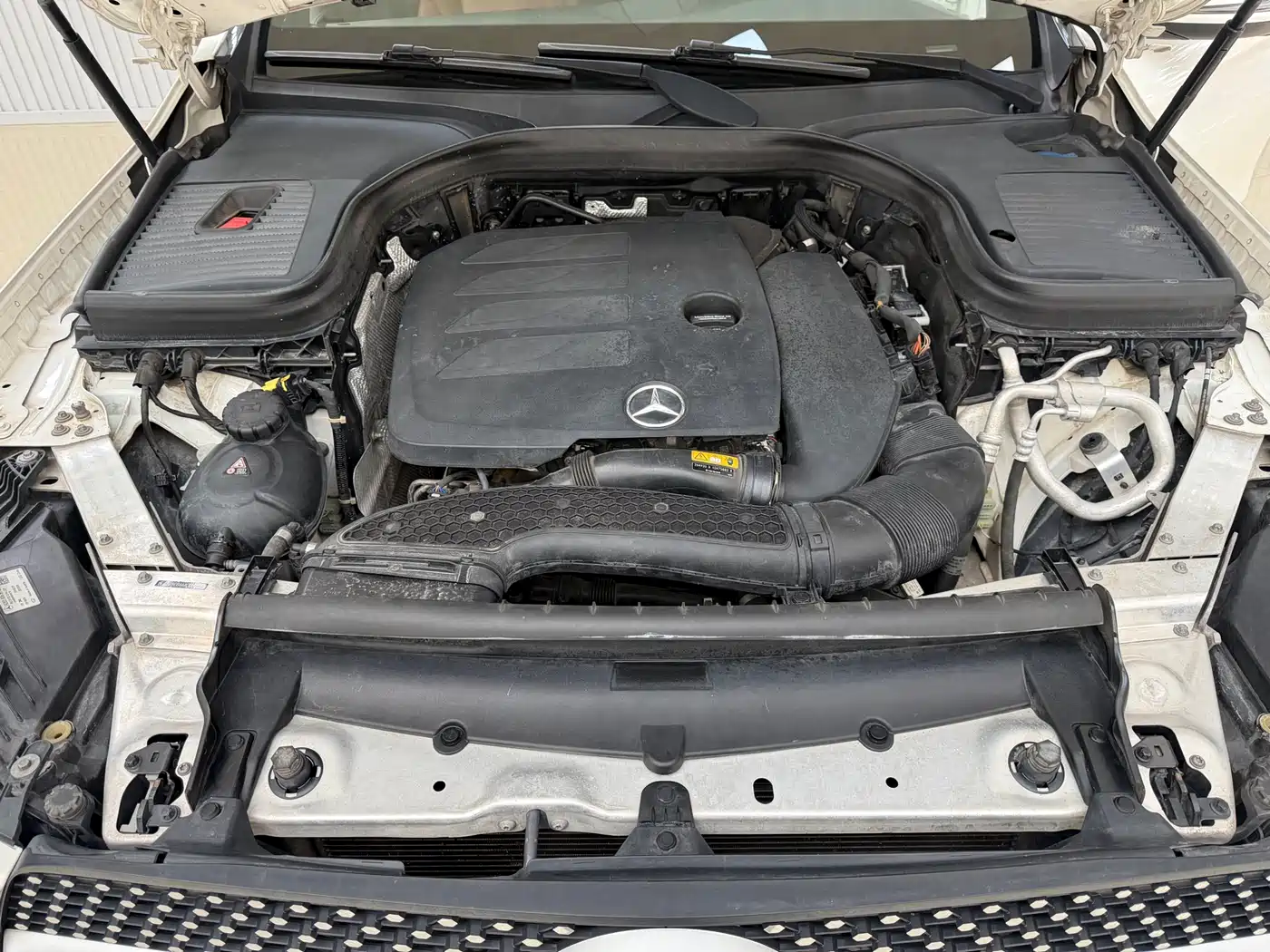 Mercedes-Benz GLC 2020 Facelift GLC 300 L 4MATIC Dynamic фото 5
