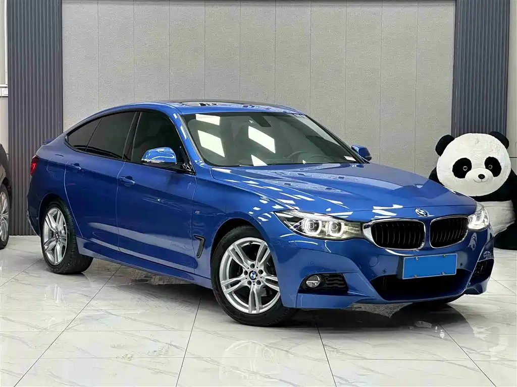 BMW 3 Series GT 2018 320i M Sport фото 3