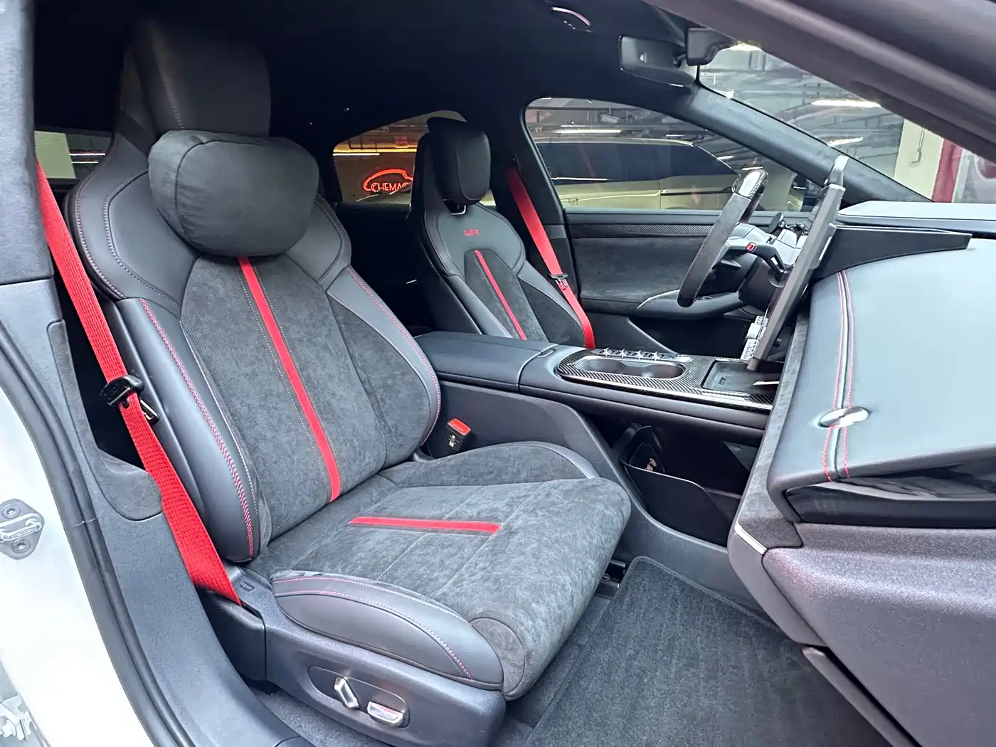 XIAOMI CAR XIAOMI SU7 ULTRA