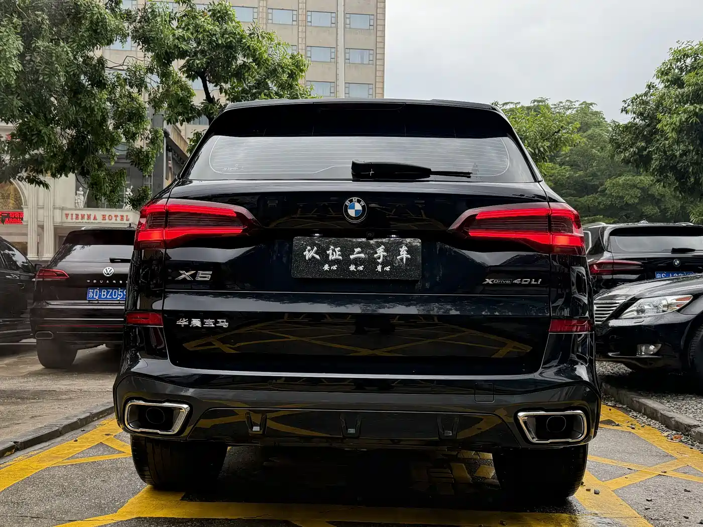 BMW X5 2022 xDrive 40Li Premium M Sport Package фото 4