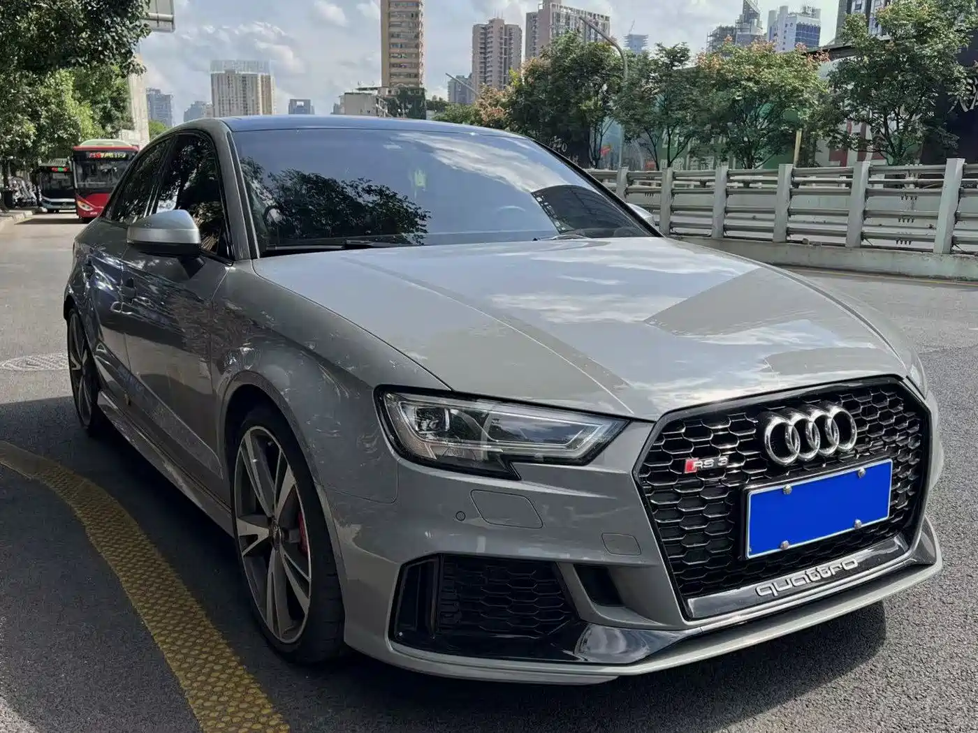 Audi RS 3 2017 RS 3 2.5T Limousine фото 2