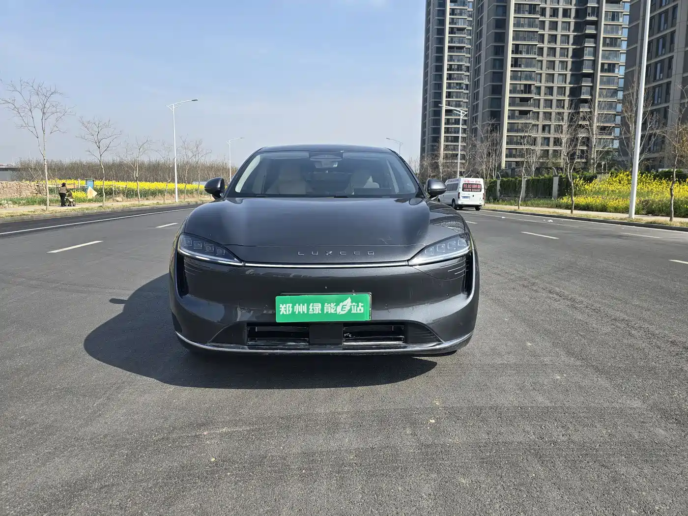 Zhijie Luxeed R7 2024 2025 Extended Range 251km Pro