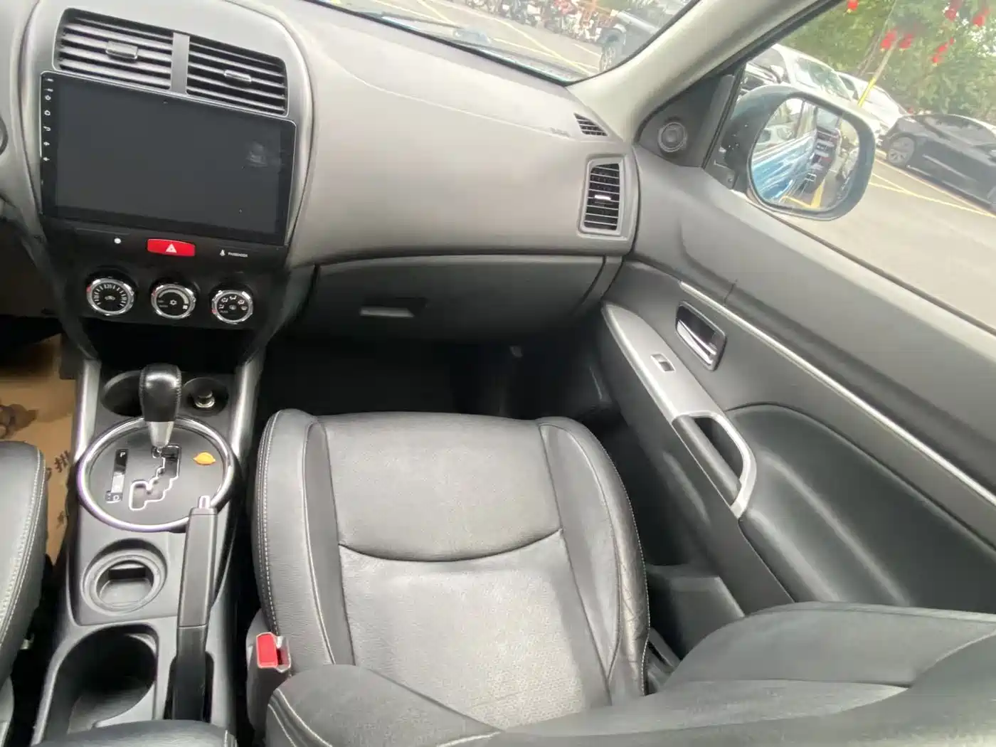 Mitsubishi ASX 2013 2.0L CVT 2WD Luxury фото 19