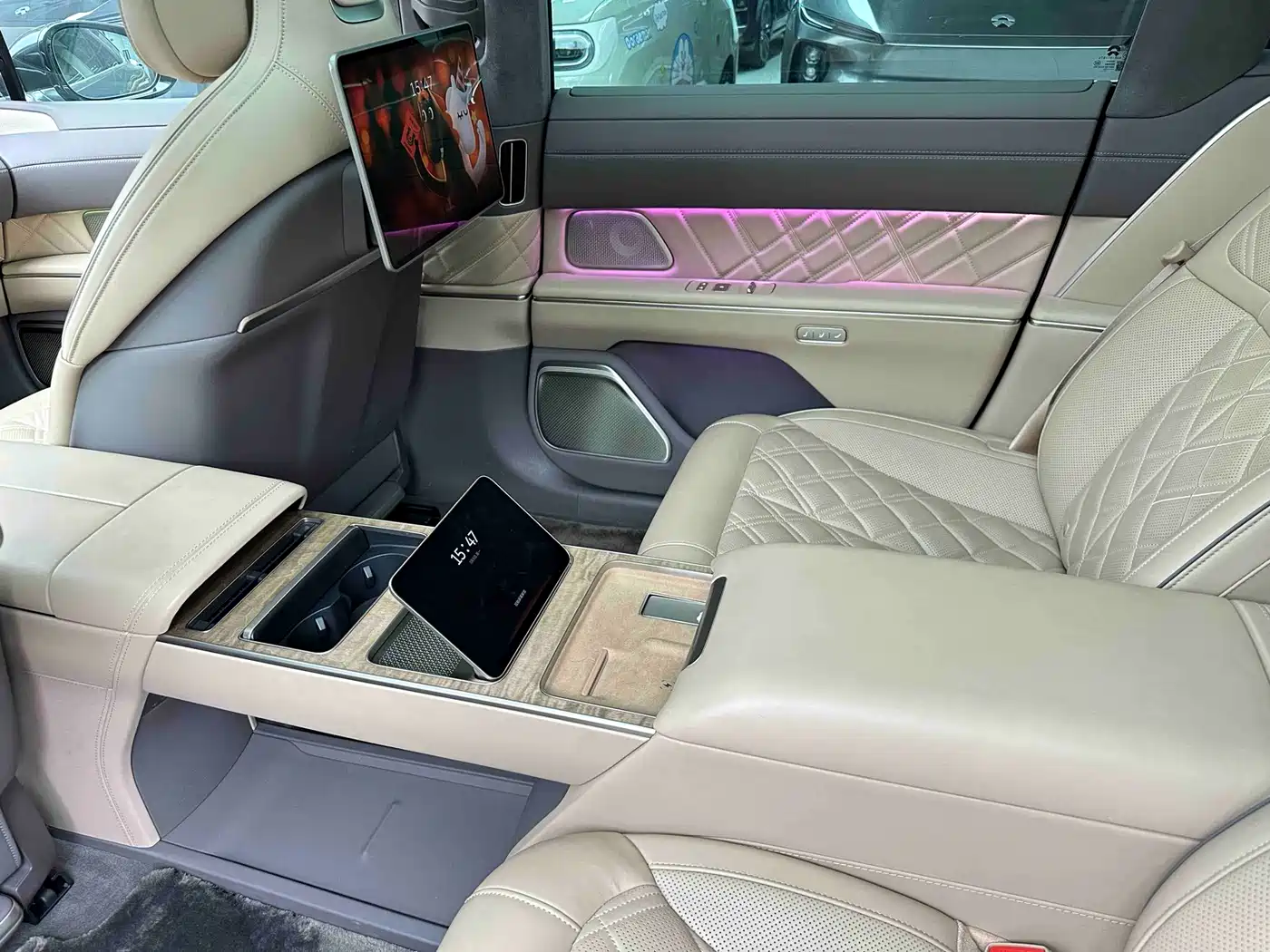 NIO ET9 2025 100kWh Signature Edition фото 17