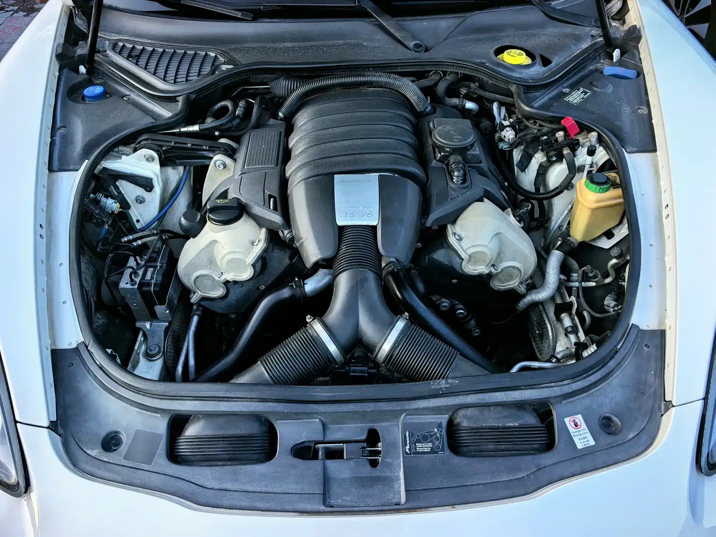 Porsche Panamera 2010 2010 Panamera 3.6L